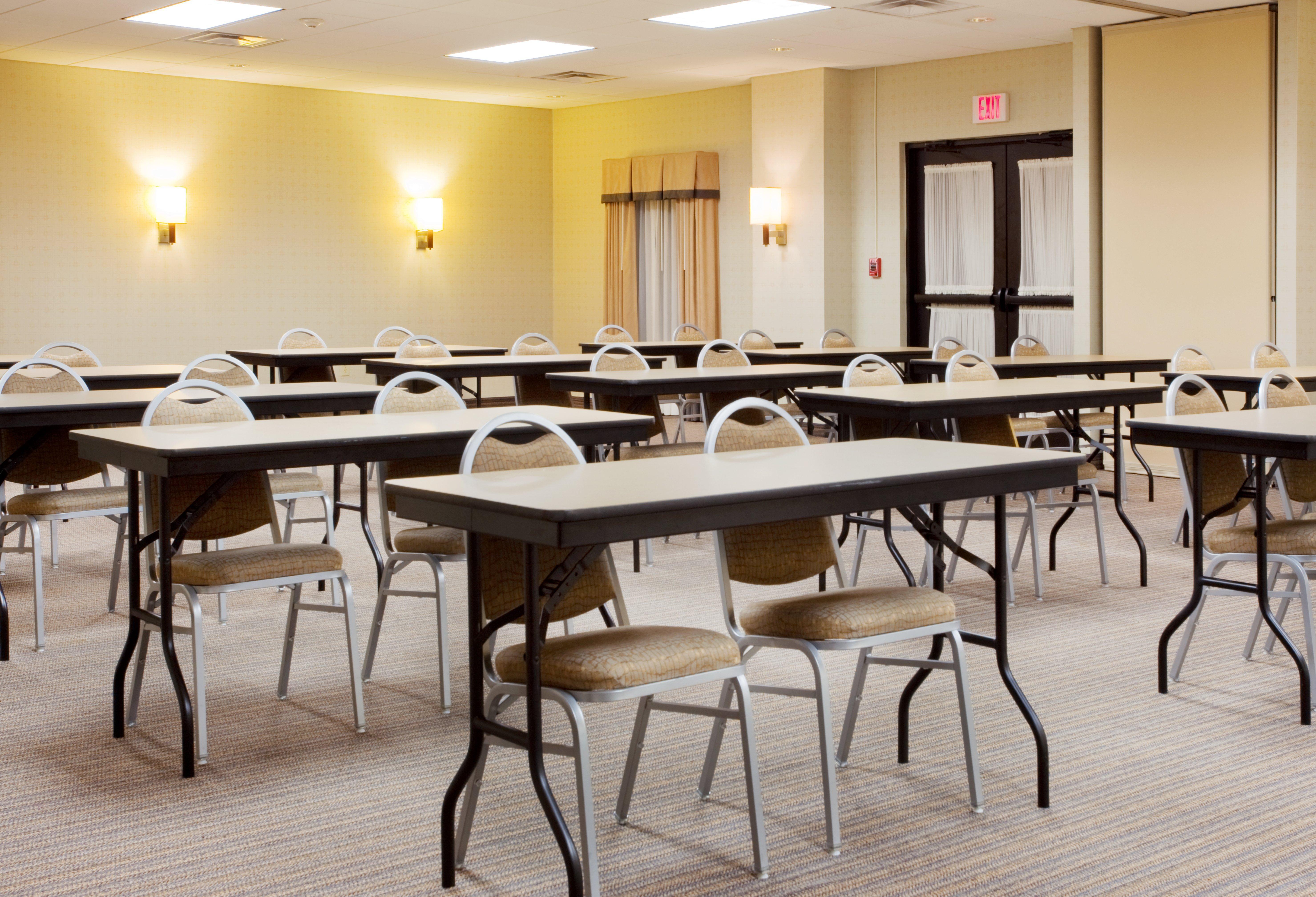 Holiday Inn Express Hotel & Suites Austell Powder Springs By Ihg Exterior photo